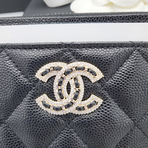 Brand new 22S authentic Chanel zipped card holder wallet - Picture 15 of 15